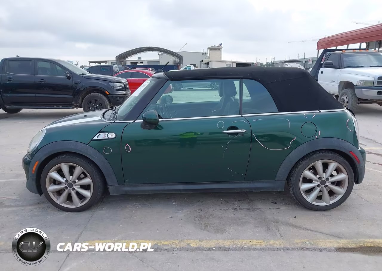 2013 Mini Convertible Cooper S VIN:WMWZP3C53DT705615 - 14