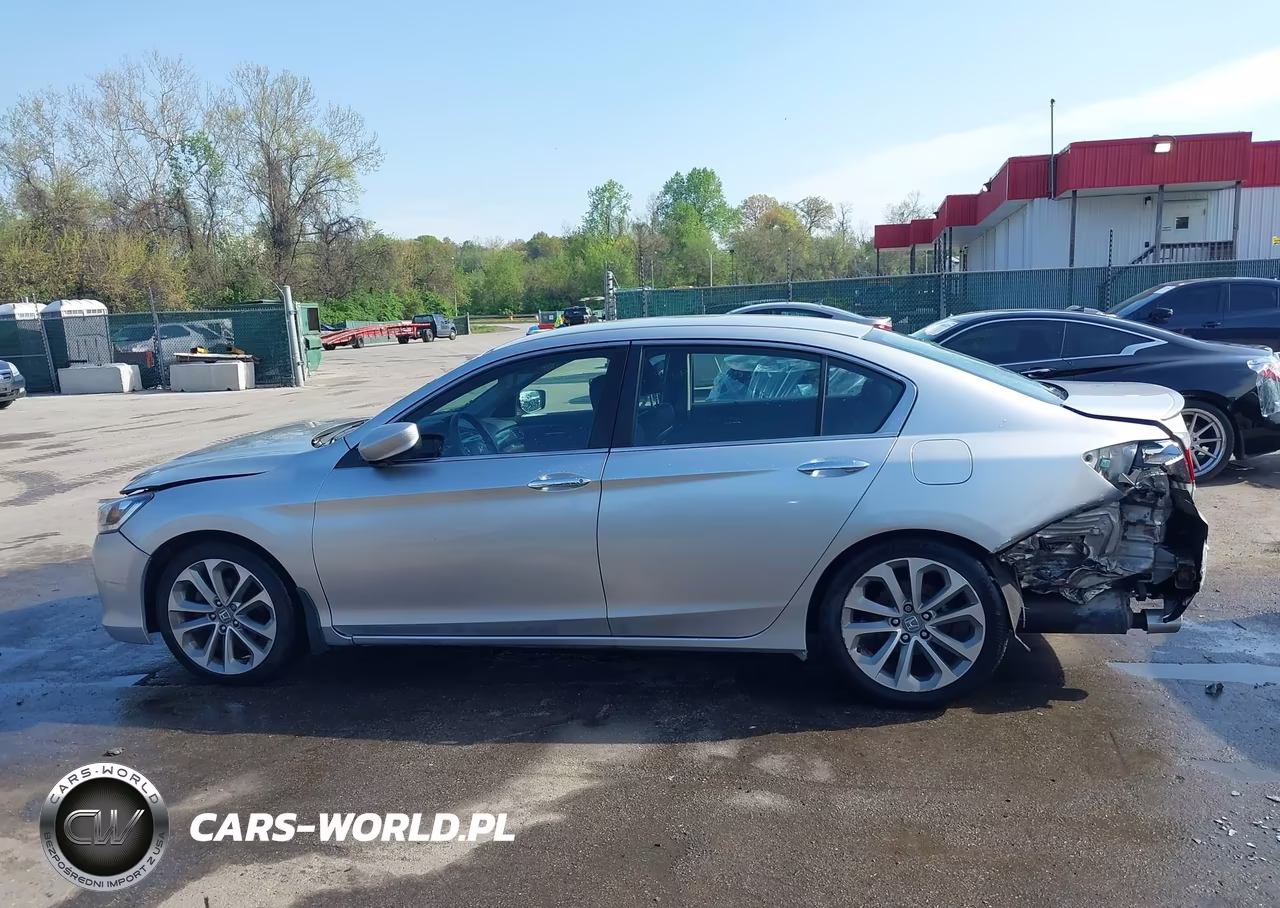 2013 Honda Accord Sport VIN:1HGCR2F58DA088458 - 15