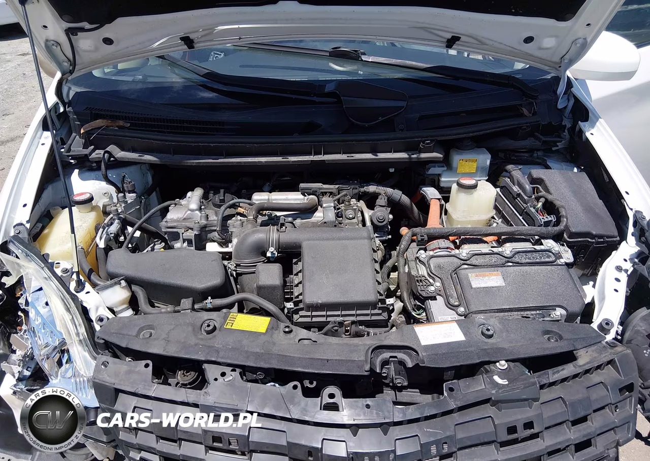 2015 Toyota Prius Two VIN:JTDKN3DU2F0452095 - 10