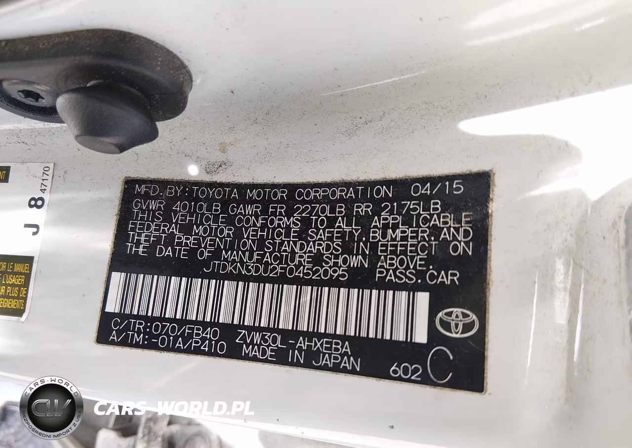 2015 Toyota Prius Two VIN:JTDKN3DU2F0452095 - 9