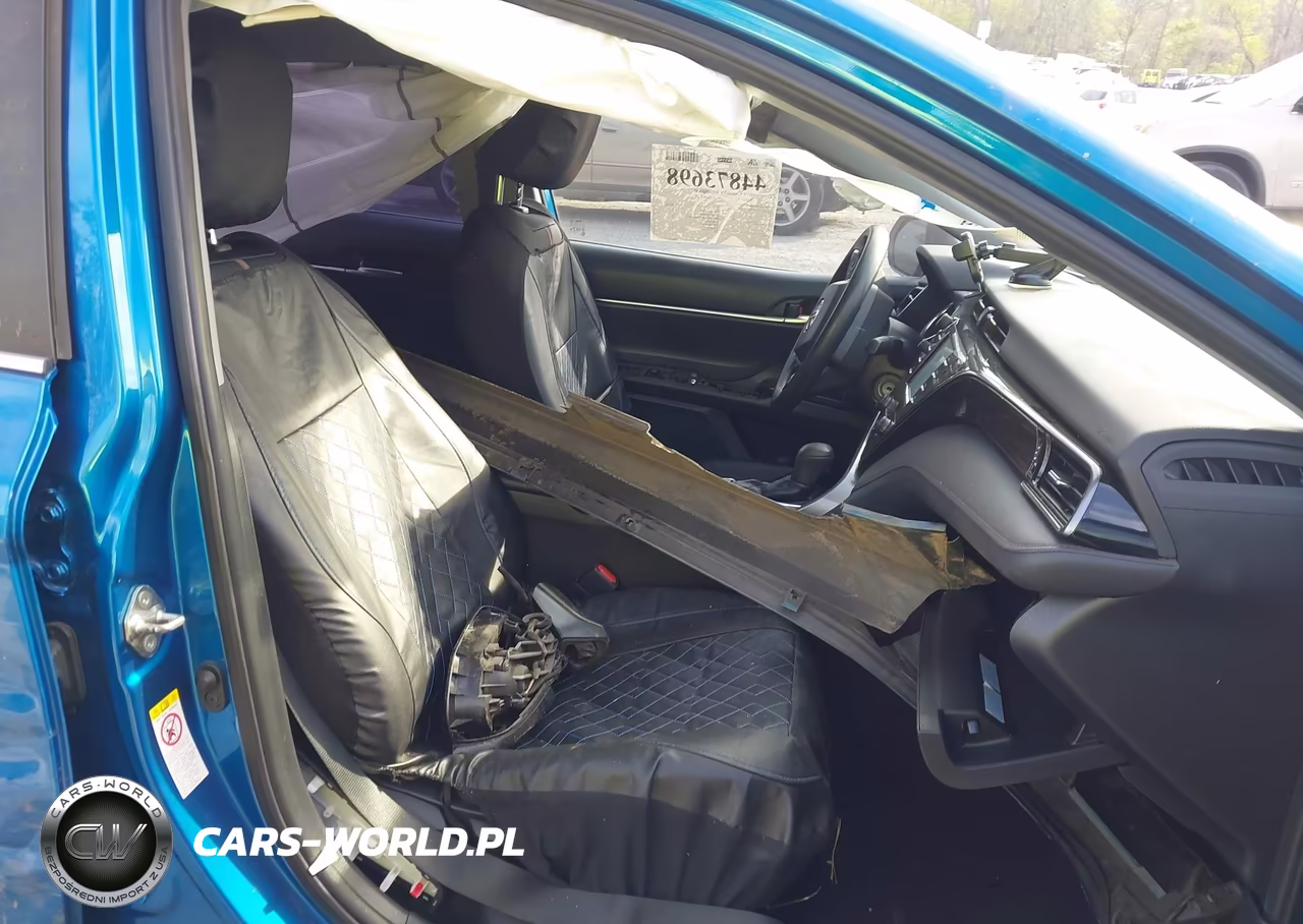 2019 Toyota Camry Le VIN:4T1B11HK2KU237341 - 5
