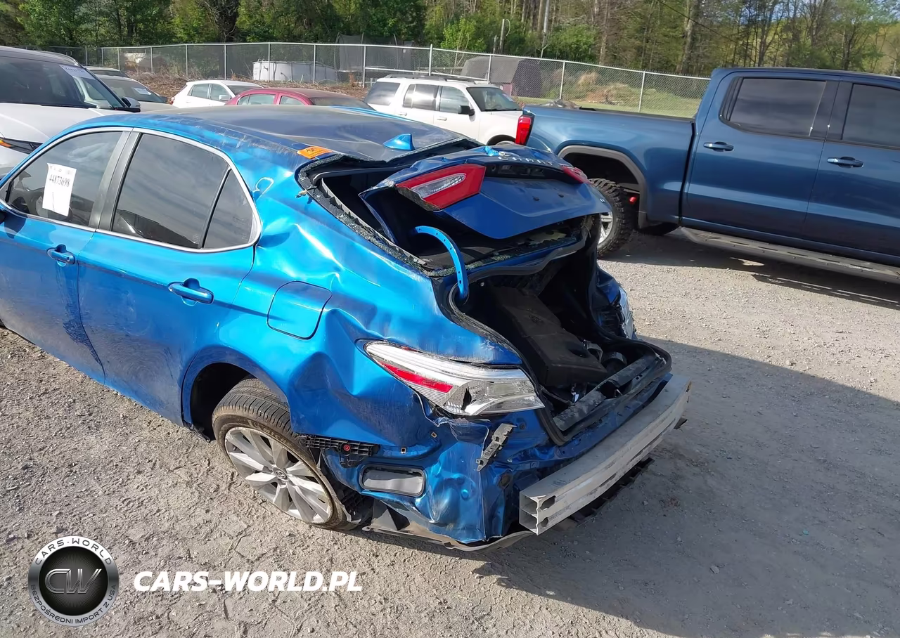 2019 Toyota Camry Le VIN:4T1B11HK2KU237341 - 6