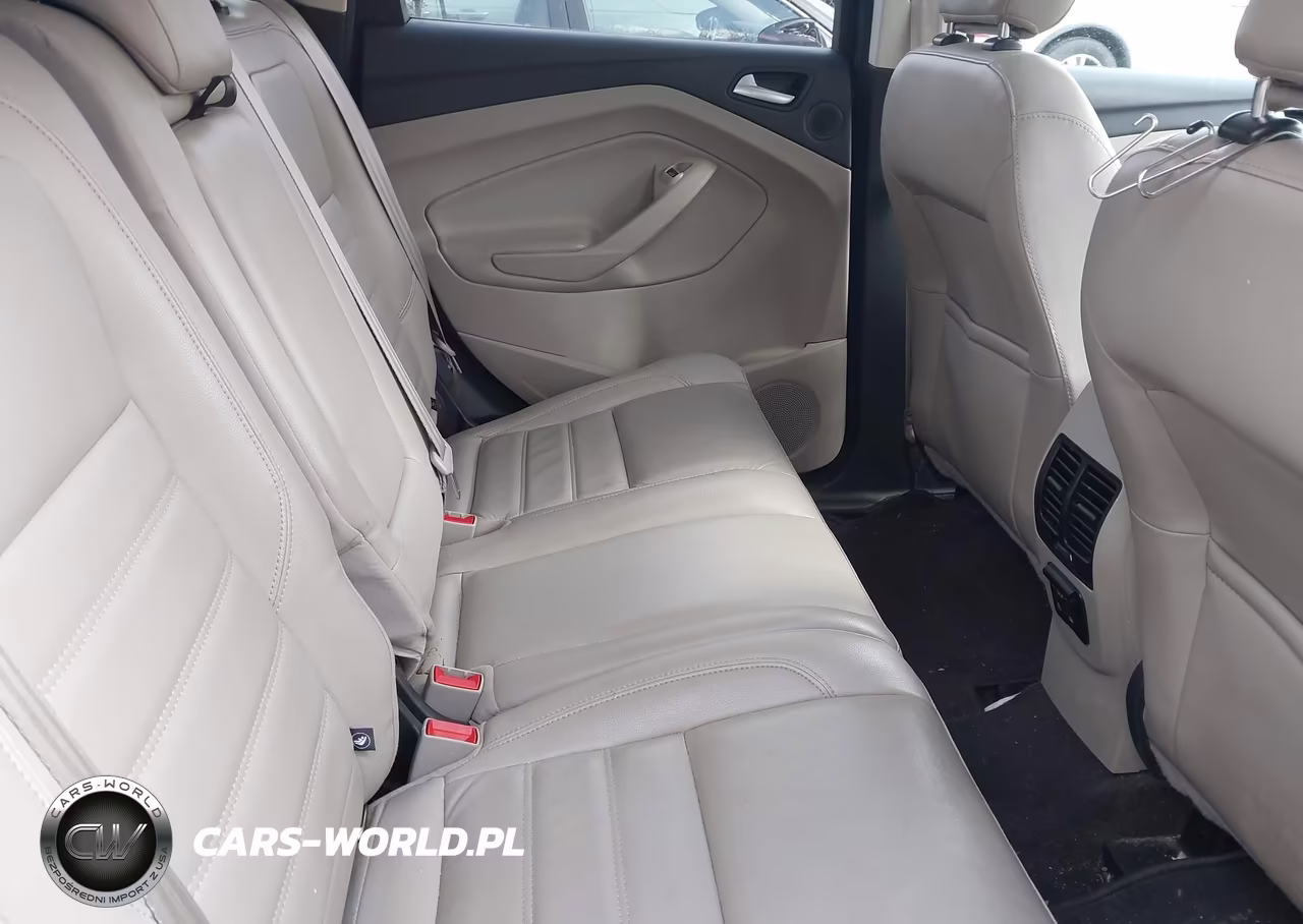 2018 Ford Escape Titanium VIN:1FMCU9J97JUA57840 - 8