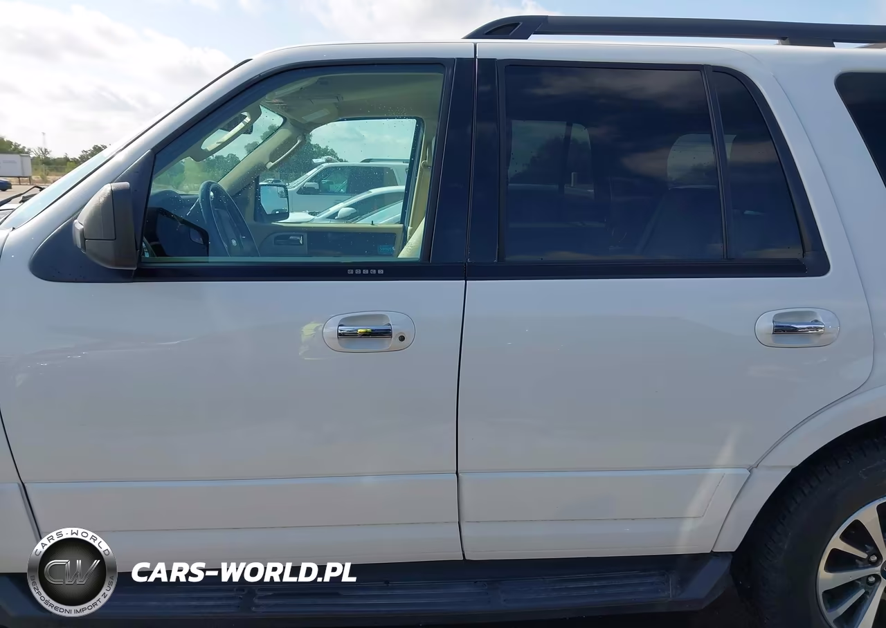2016 Ford Expedition Xlt VIN:1FMJU1HT4GEF56043 - 14