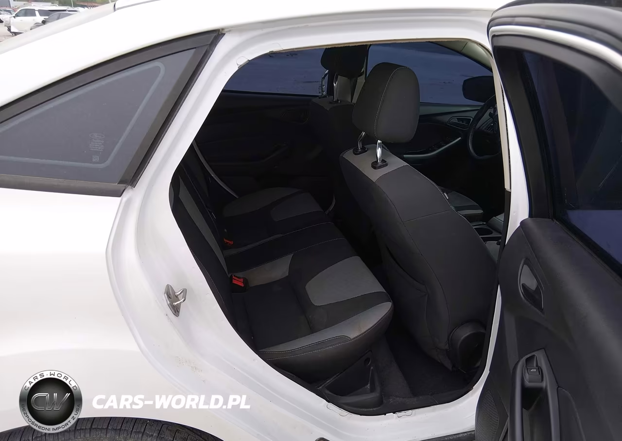 2012 Ford Focus Se VIN:1FAHP3F23CL308510 - 8