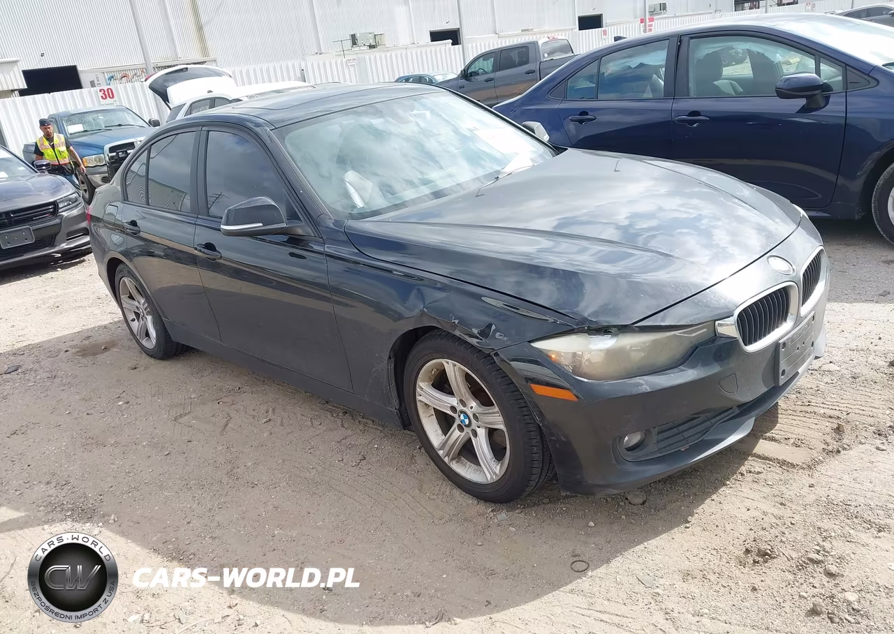 2014 BMW 320I – zdjęcie 1 z 11