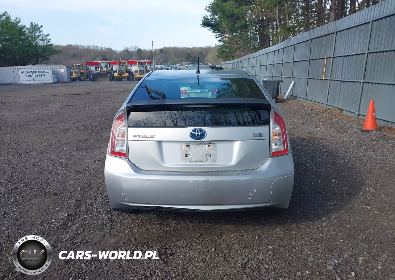 2012 Toyota Prius Two VIN:JTDKN3DU6C5483722 - 16