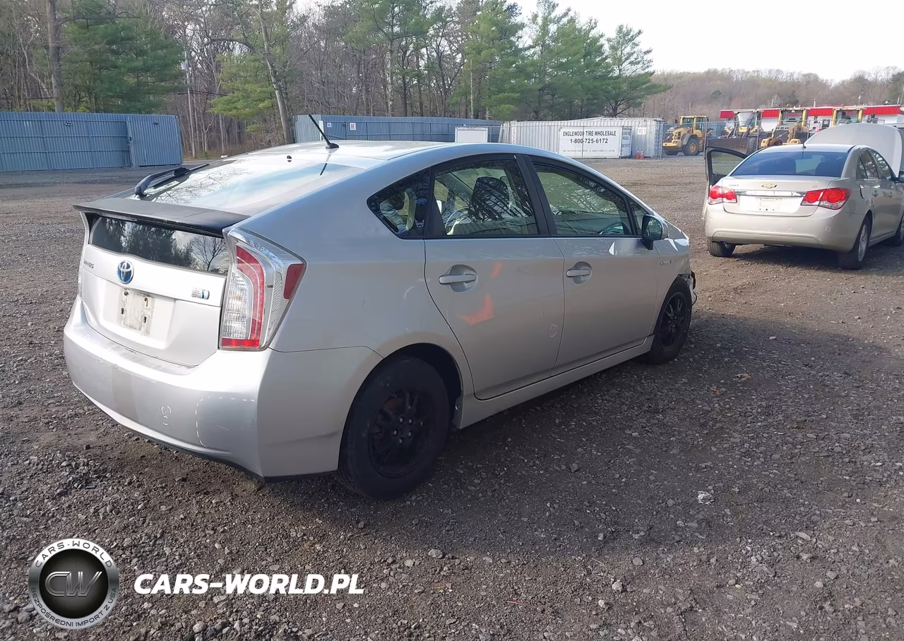 2012 Toyota Prius Two VIN:JTDKN3DU6C5483722 - 4