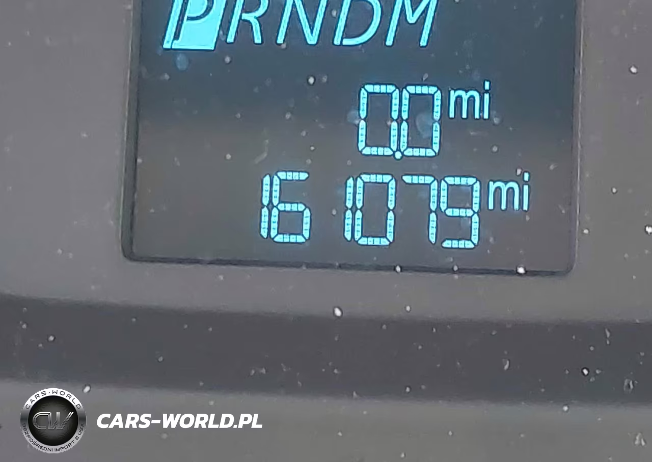 2018 Ford Transit-250 VIN:1FTYR2CG9JKA22484 - 16