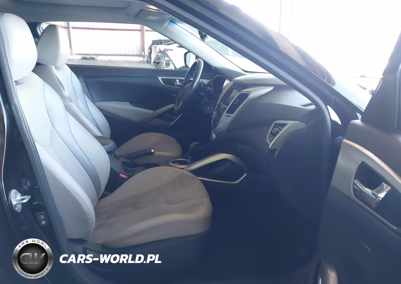 2012 Hyundai Veloster Base W-Gray VIN:KMHTC6AD6CU056560 - 5