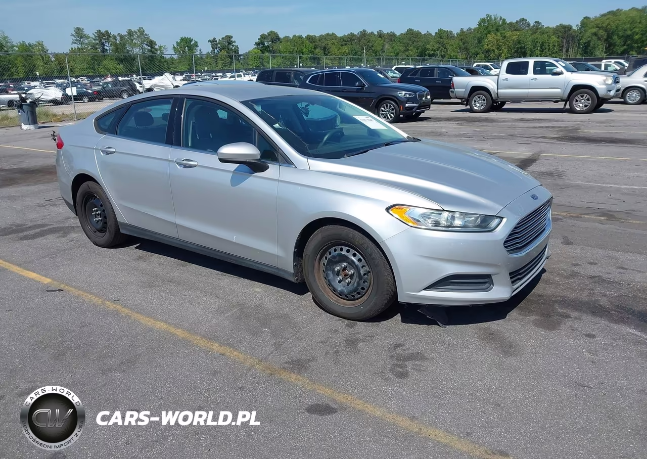 2013 Ford Fusion S – zdjęcie 1 z 11