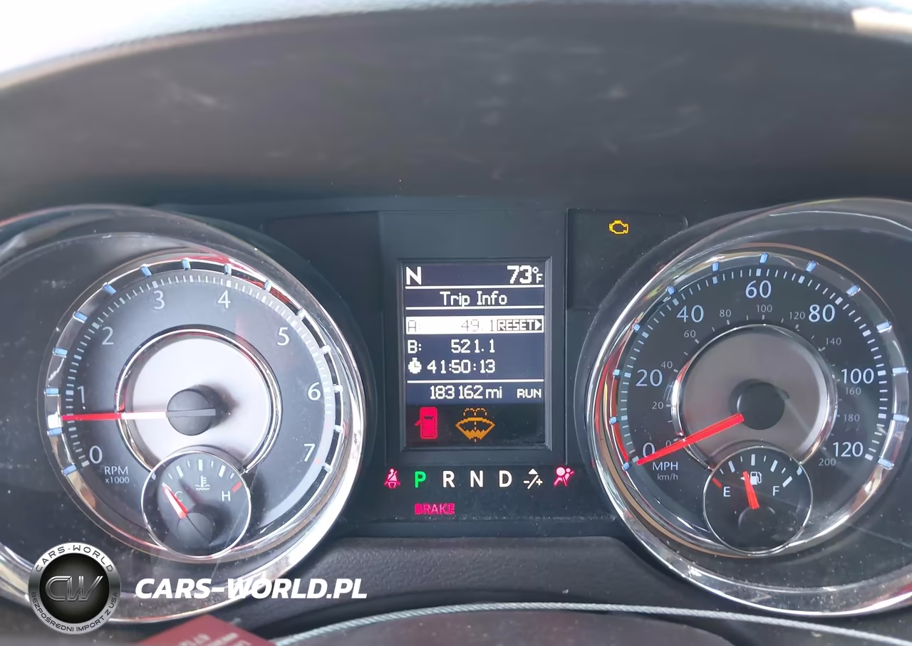 2015 Chrysler Town & Country Touring-L VIN:2C4RC1CGXFR728887 - 7