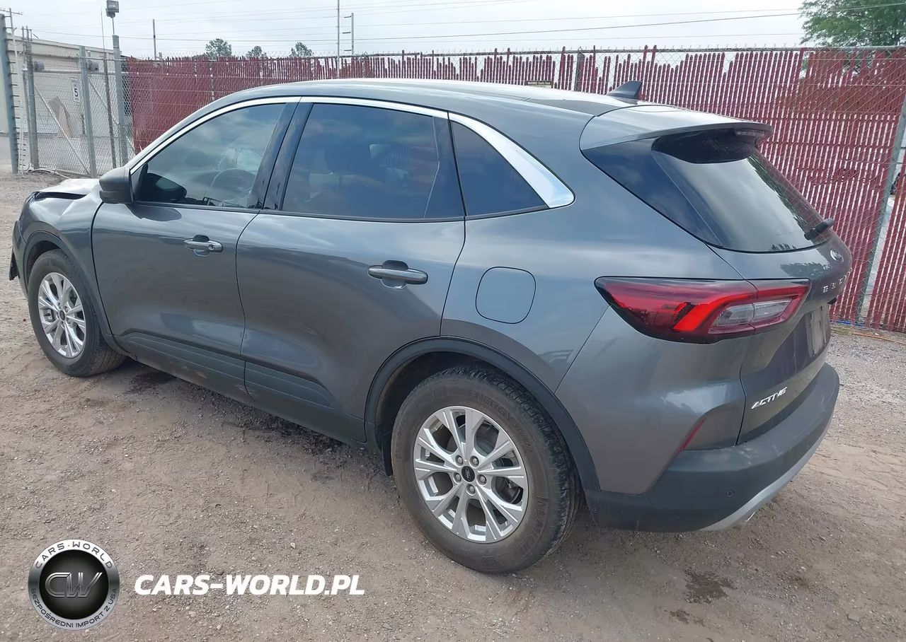 2023 Ford Escape Active VIN:1FMCU0GN6PUB29636 - 3