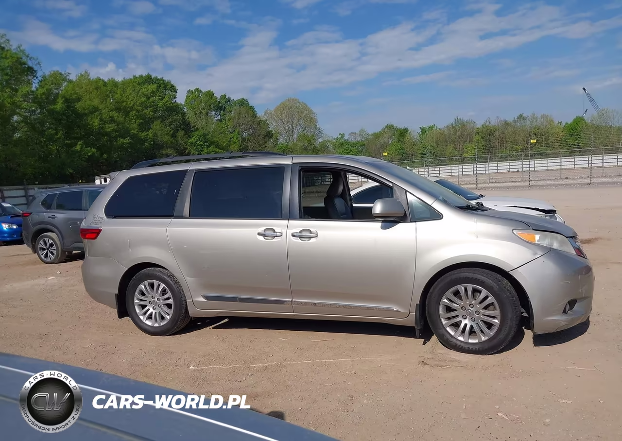 2015 Toyota Sienna Xle Premium 8 Passenger VIN:5TDYK3DC8FS679511 - 13