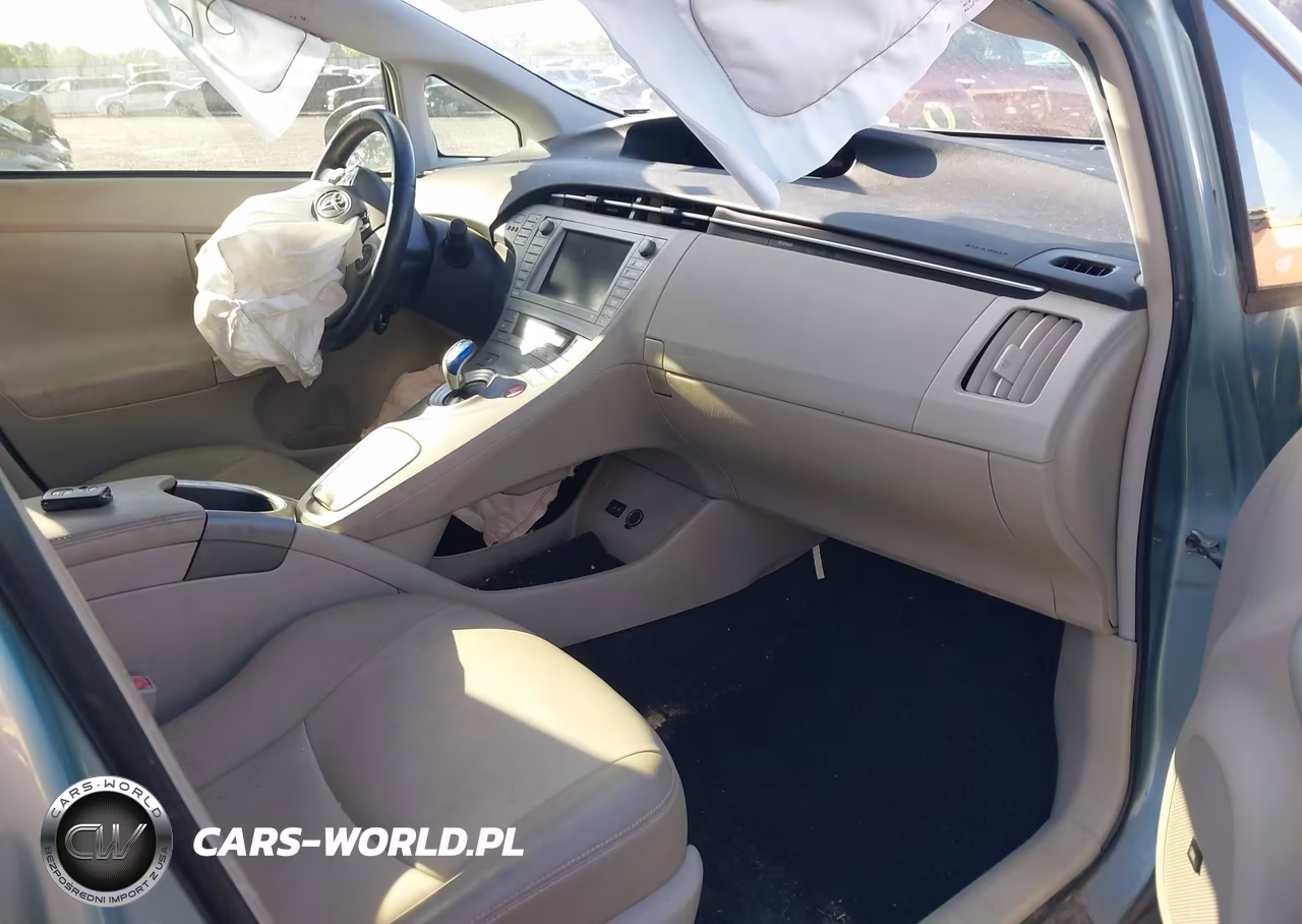 2014 Toyota Prius Four VIN:JTDKN3DU4E1853608 - 5