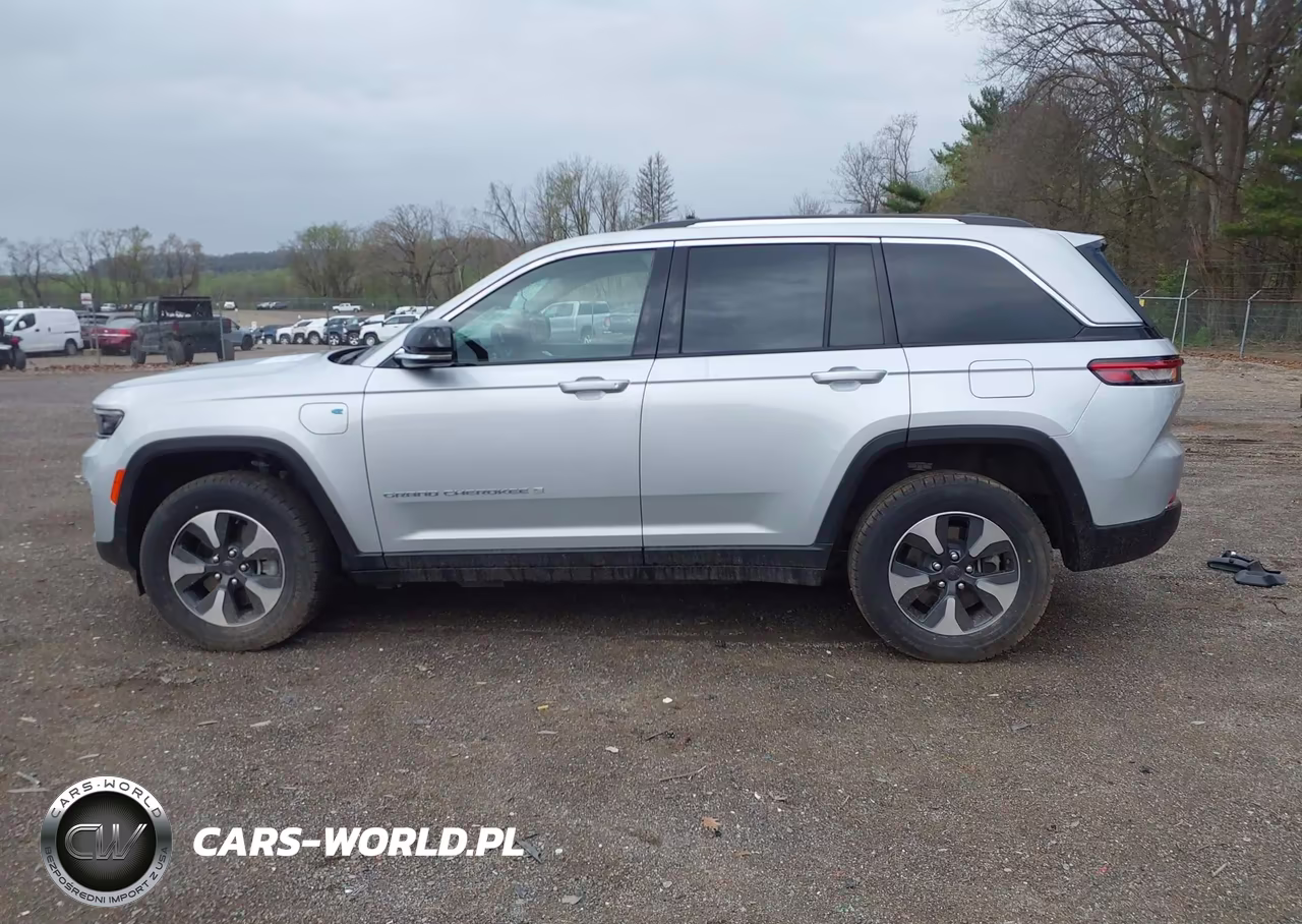 2022 Jeep Grand Cherokee 4Xe Limited 4X4 VIN:1C4RJYB67N8718044 - 15