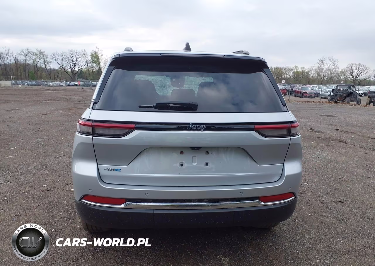 2022 Jeep Grand Cherokee 4Xe Limited 4X4 VIN:1C4RJYB67N8718044 - 17