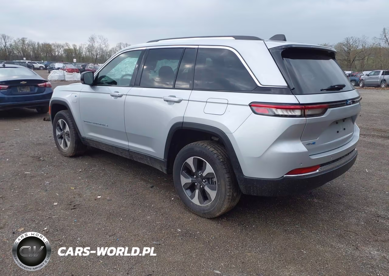 2022 Jeep Grand Cherokee 4Xe Limited 4X4 VIN:1C4RJYB67N8718044 - 3