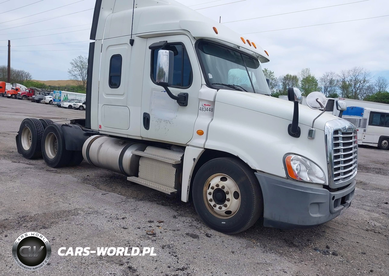 2013 Freightliner Cascadia 125