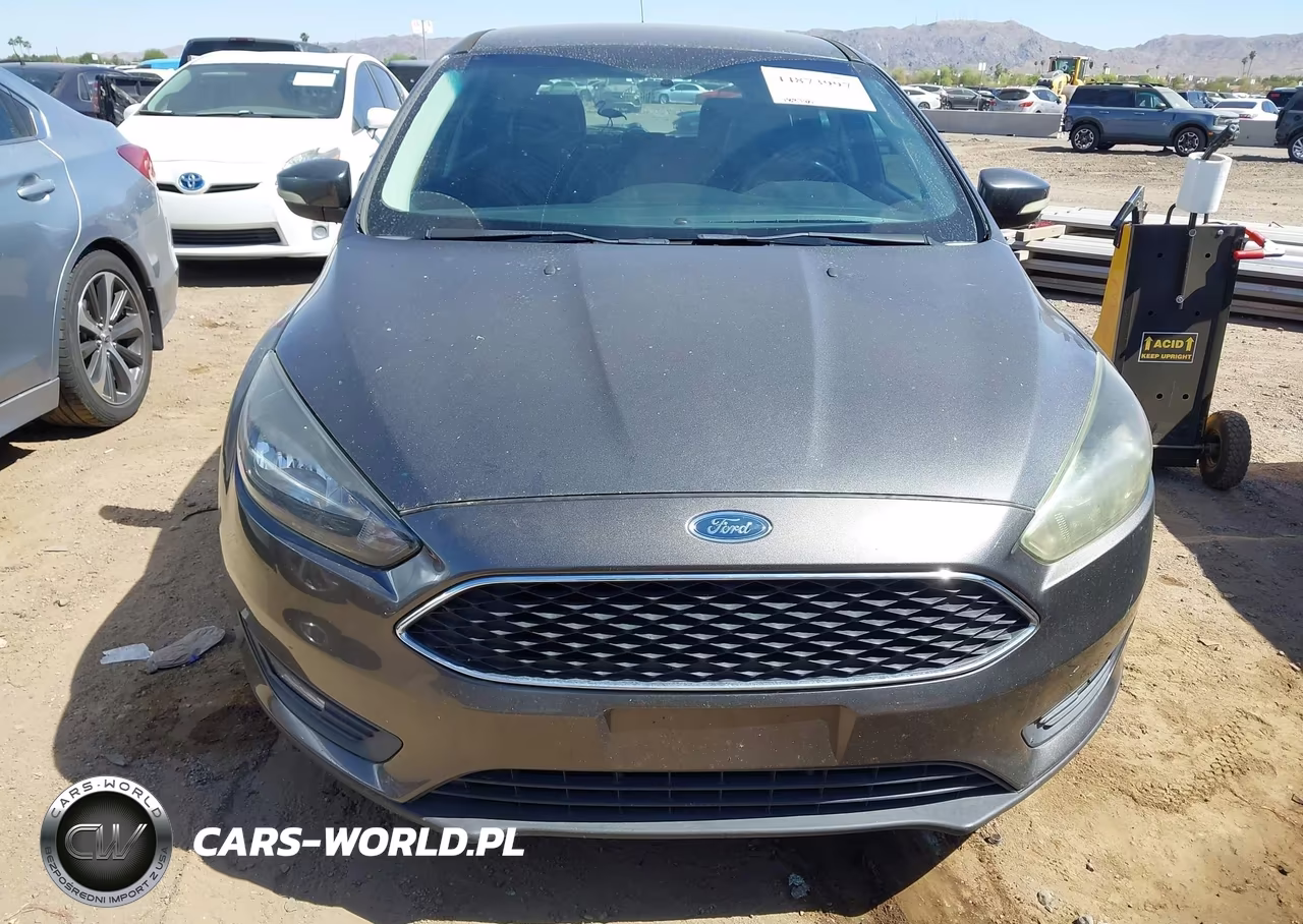 2015 Ford Focus Se VIN:1FADP3K23FL248897 - 6