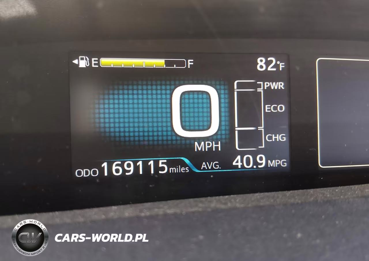 2017 Toyota Prius Two VIN:JTDKBRFU0H3031986 - 15