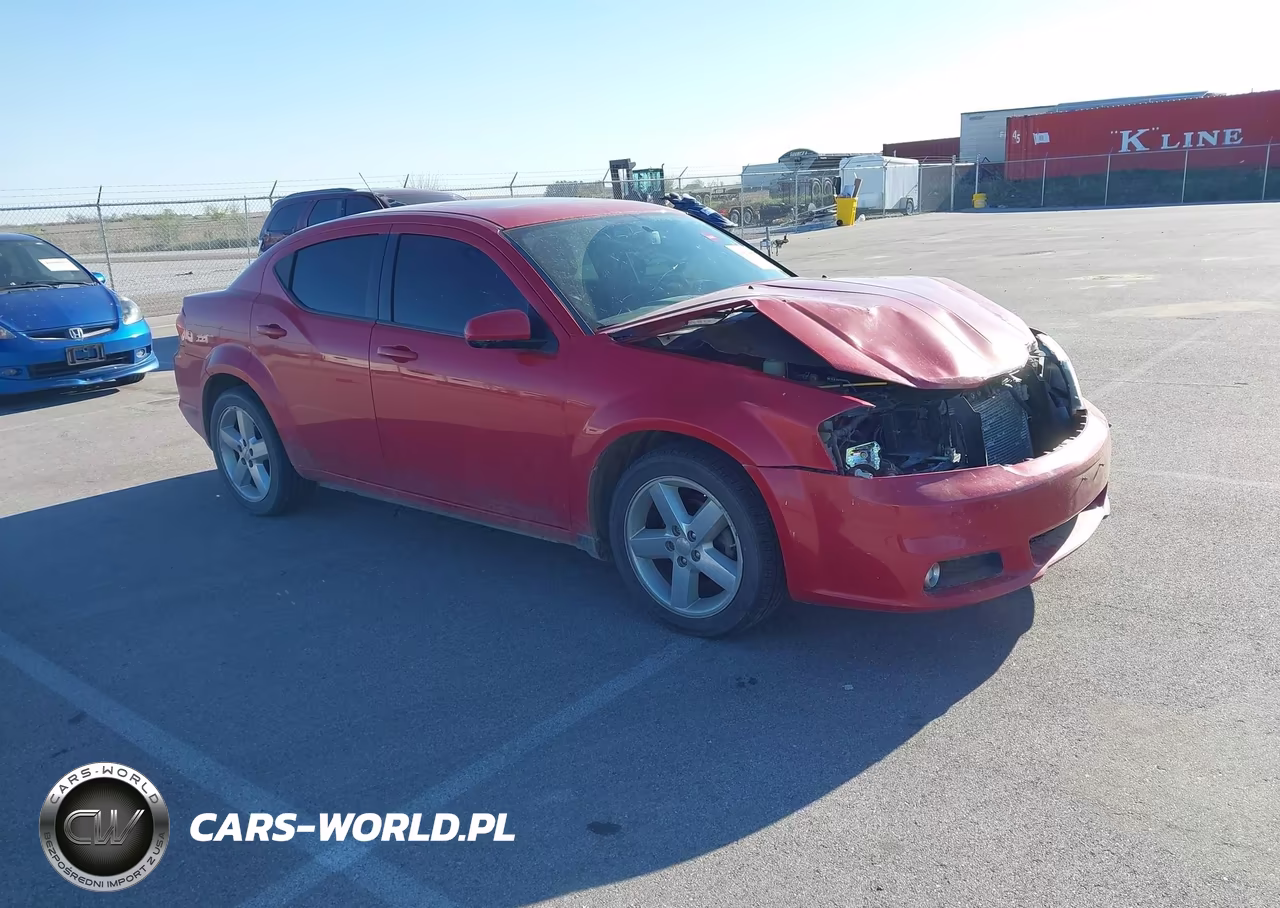 2011 Dodge Avenger Lux