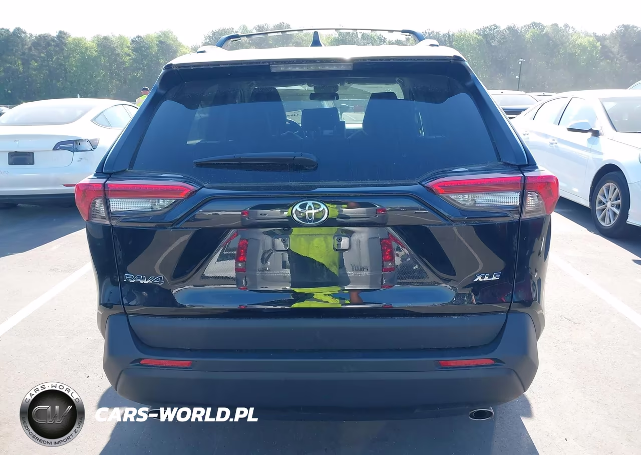 2024 Toyota Rav4 Xle Premium VIN:2T3C1RFV6RC295200 - 17