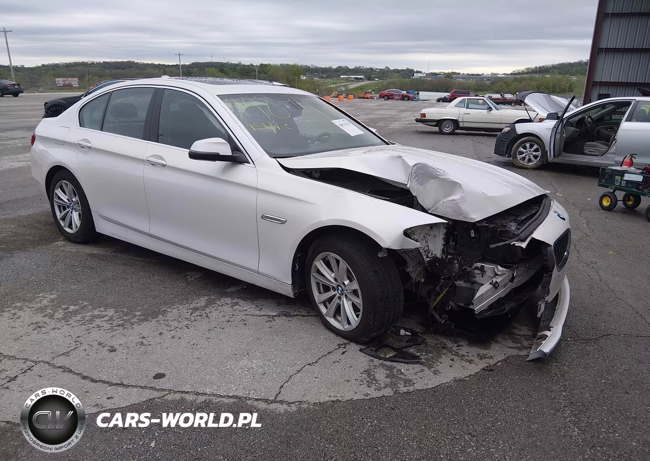 2015 BMW 528I