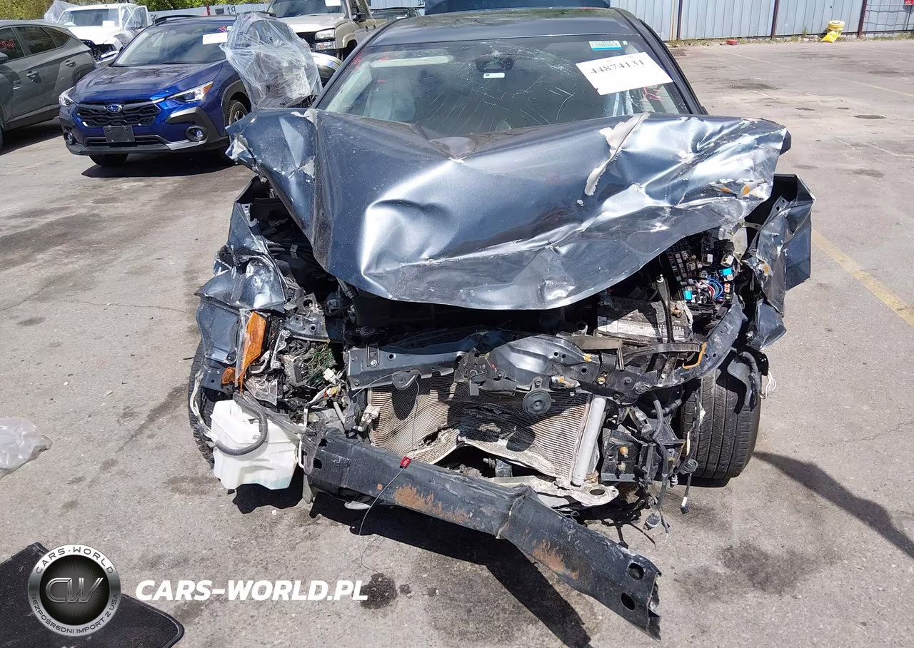2017 Toyota Corolla Le VIN:5YFBURHE3HP687591 - 6