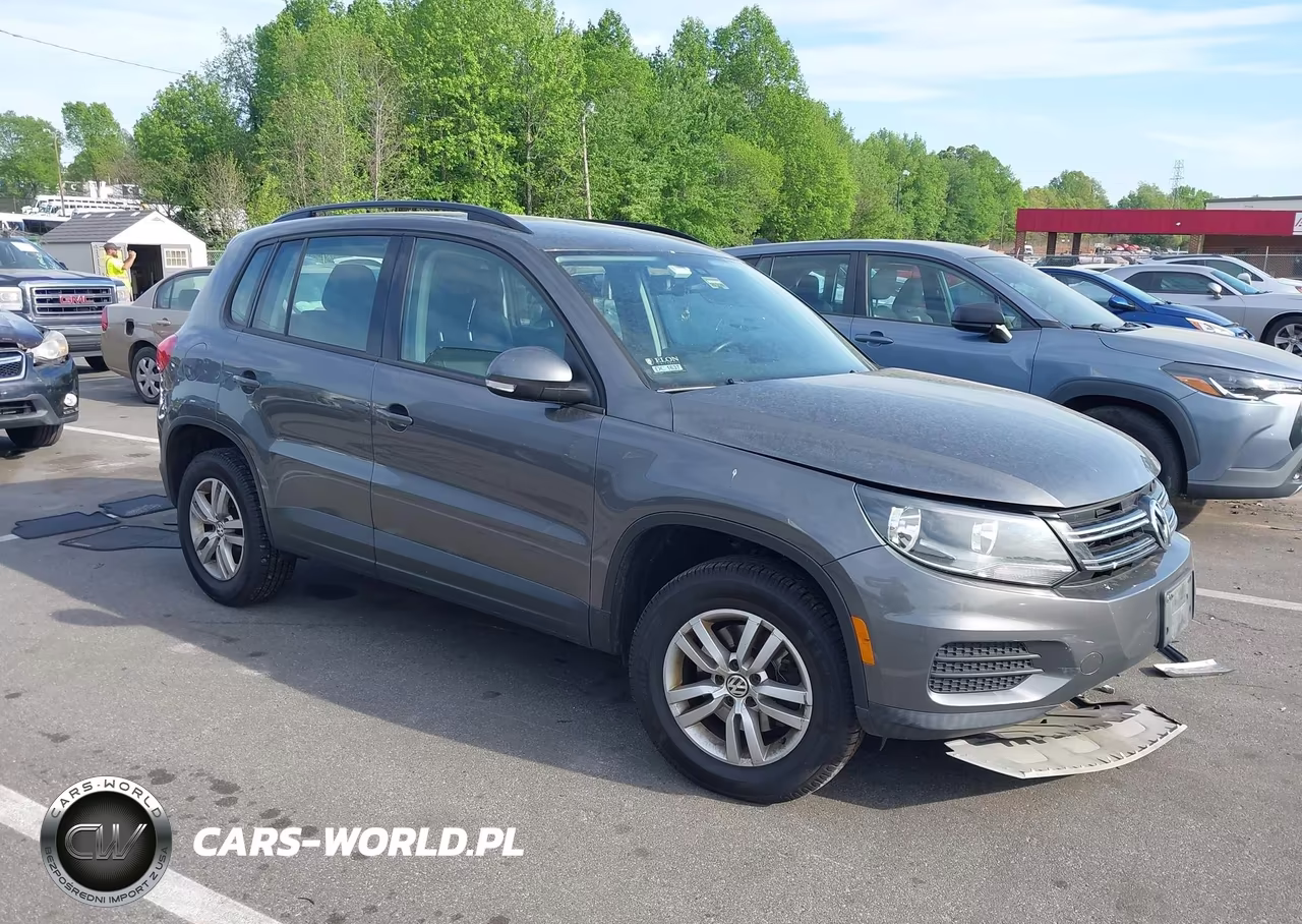 2016 Volkswagen Tiguan S