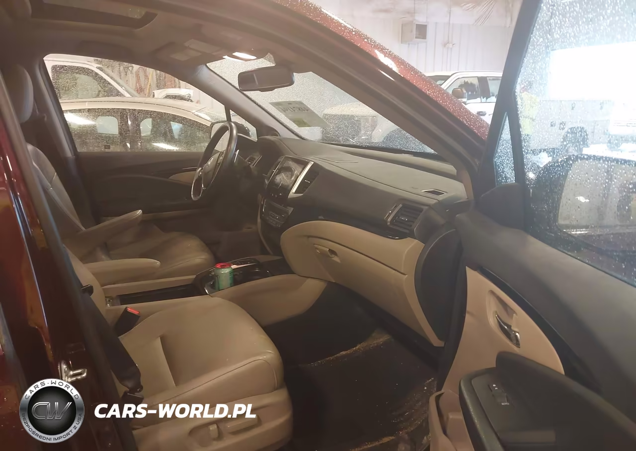 2016 Honda Pilot Touring VIN:5FNYF6H96GB119335 - 5