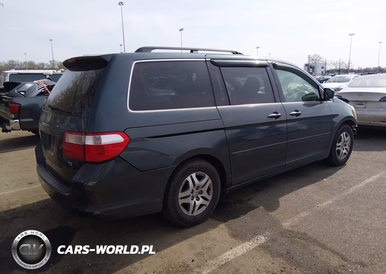 2005 Honda Odyssey Ex-L VIN:5FNRL38725B068665 - 4