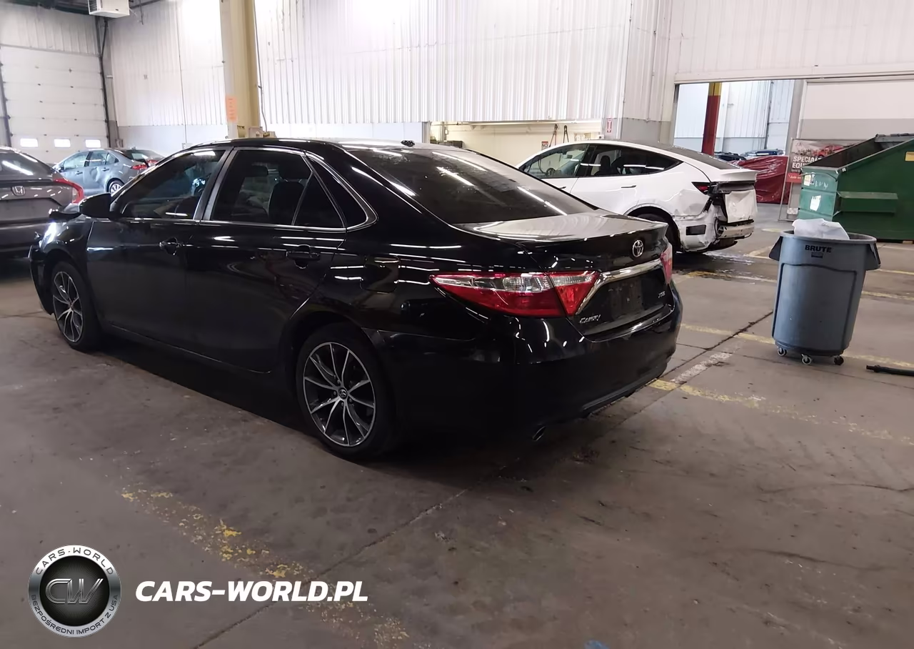 2015 Toyota Camry Xse V6 VIN:4T1BK1FK2FU559533 - 3