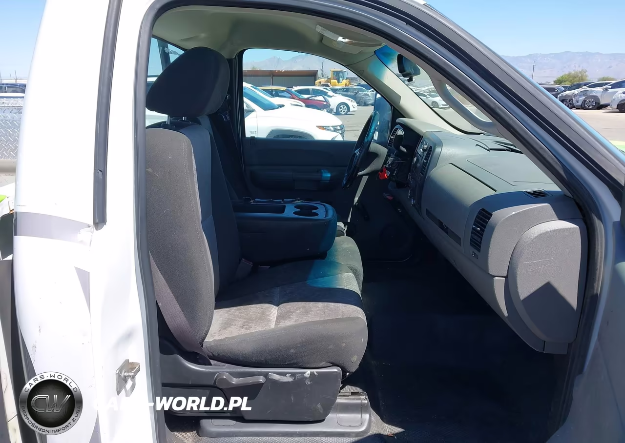 2008 Chevrolet Silverado 1500 Work Truck VIN:1GCEC14X18Z332014 - 5