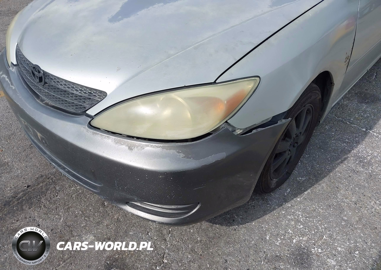 2004 Toyota Camry Xle V6 VIN:JTDBF32K840154680 - 12