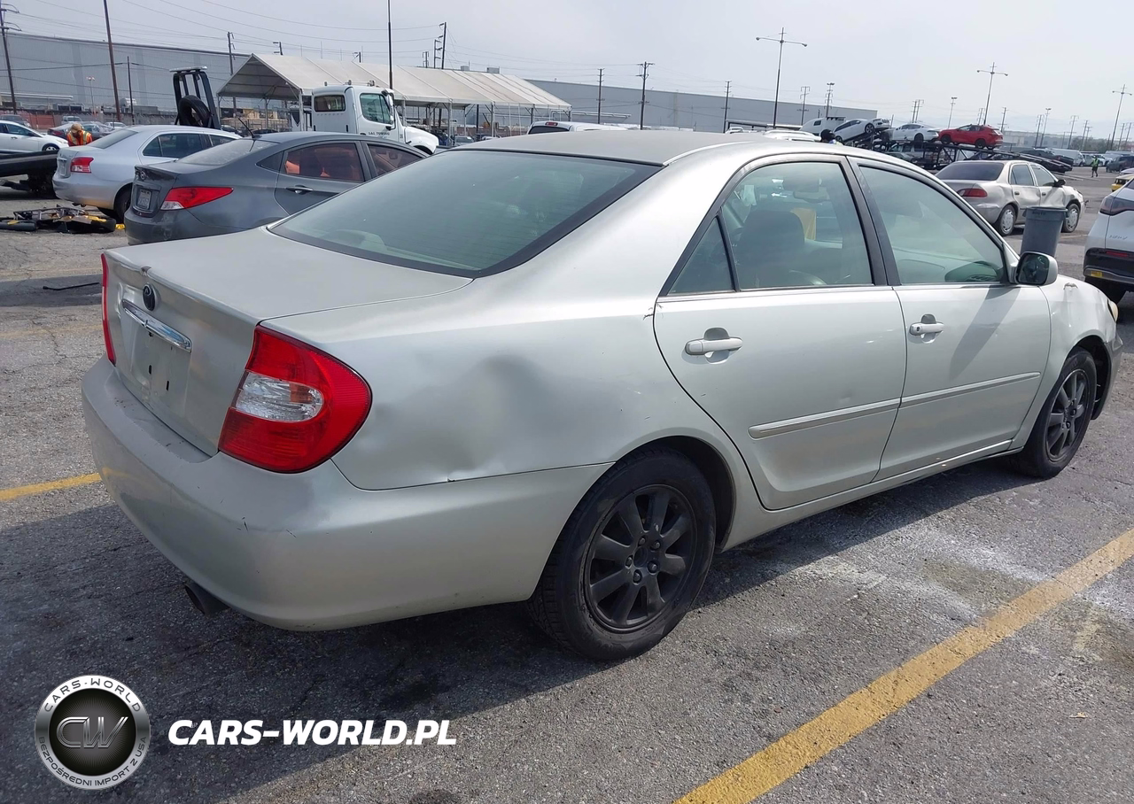 2004 Toyota Camry Xle V6 VIN:JTDBF32K840154680 - 4