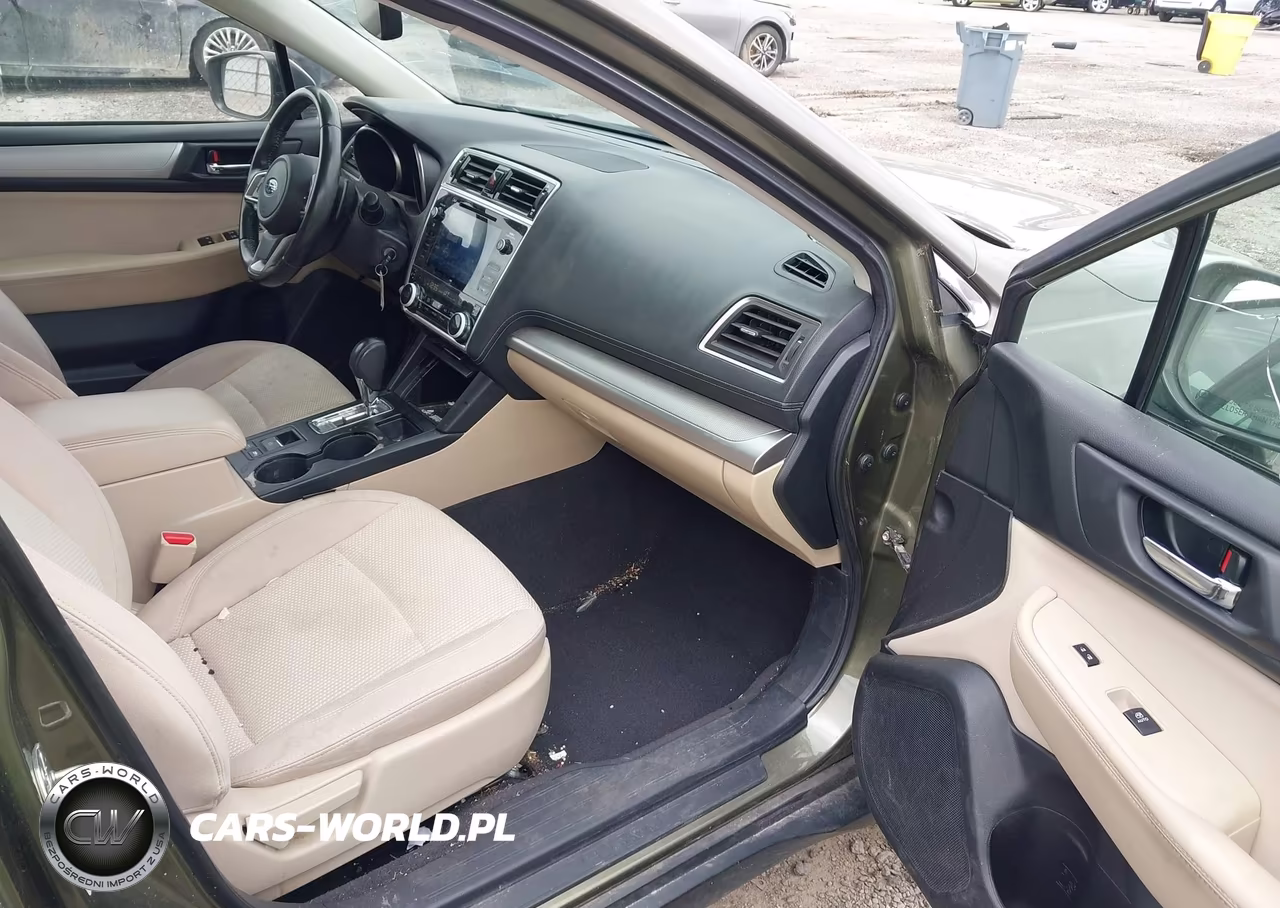 2019 Subaru Outback 2.5I Premium VIN:4S4BSAFC1K3292569 - 5