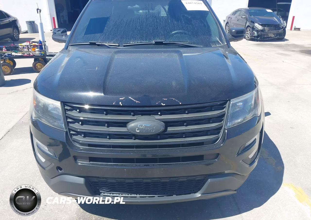 2018 Ford Police Interceptor Utility VIN:1FM5K8AR2JGA15731 - 13