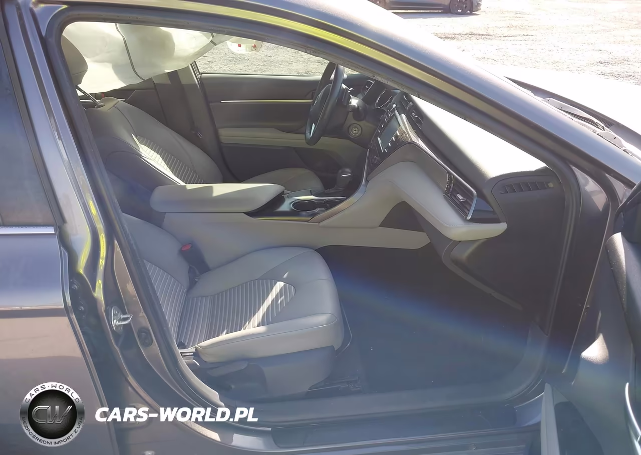 2019 Toyota Camry Se VIN:4T1B11HK4KU834829 - 5