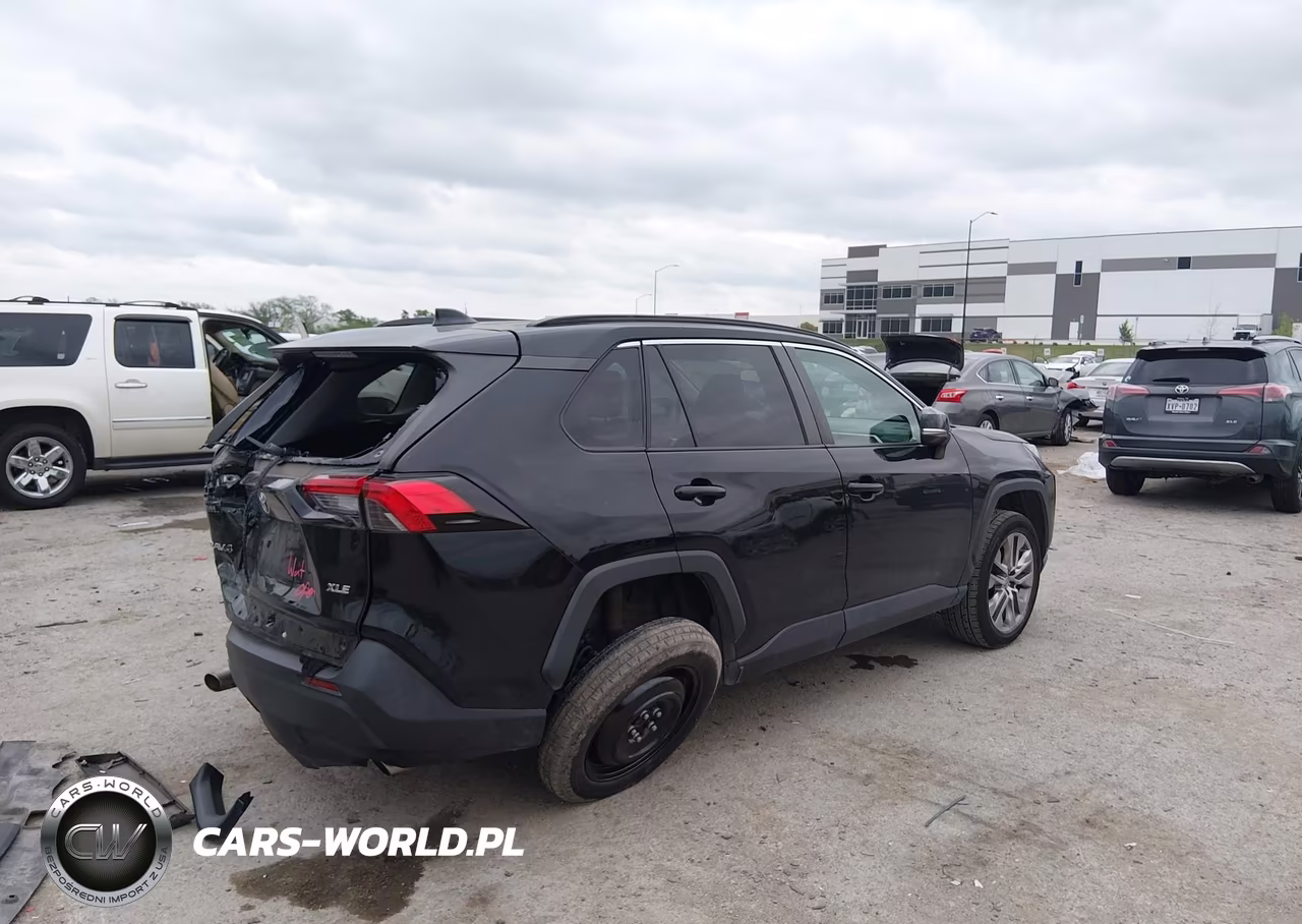 2019 Toyota Rav4 Xle Premium VIN:2T3C1RFV1KC027614 - 4
