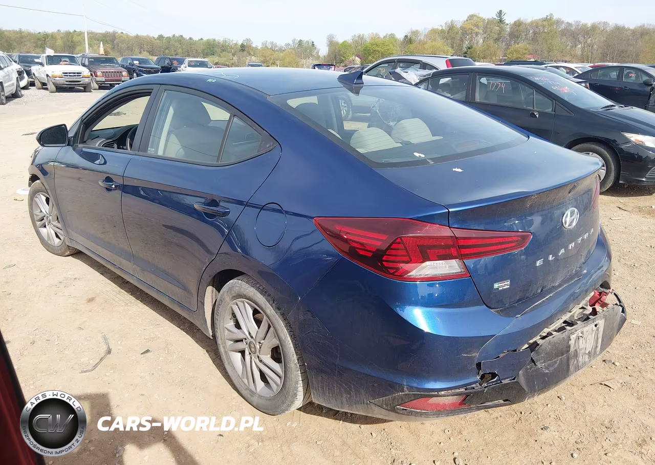 2020 Hyundai Elantra Sel VIN:5NPD84LF0LH542529 - 3