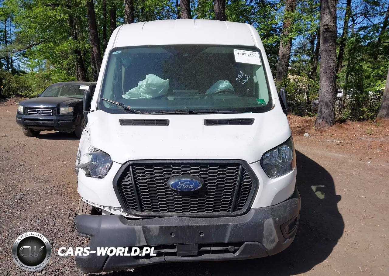 2025 Ford Transit-250 VIN:1FTBR1C81SKB02422 - 12