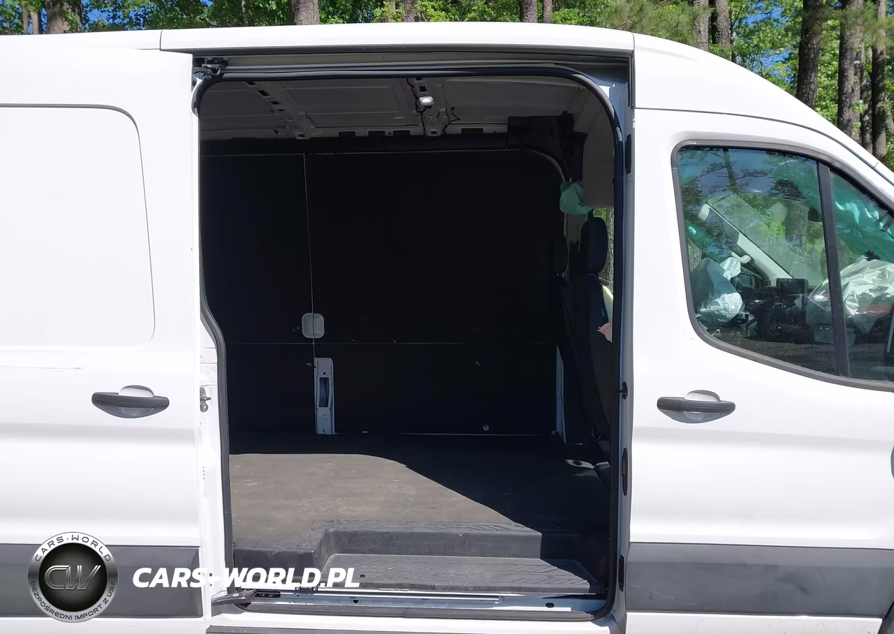2025 Ford Transit-250 VIN:1FTBR1C81SKB02422 - 8