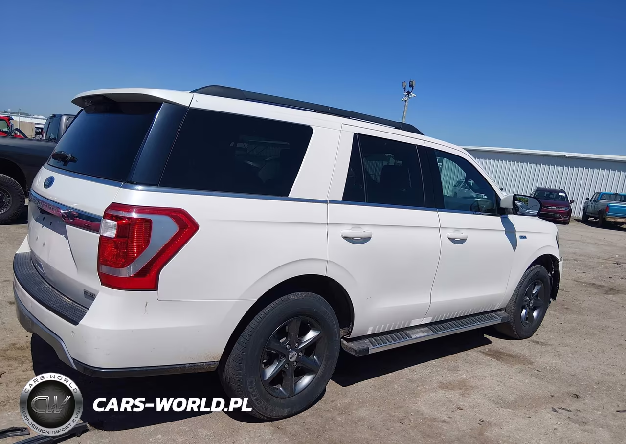 2018 Ford Expedition Xlt VIN:1FMJU1JT2JEA08074 - 14