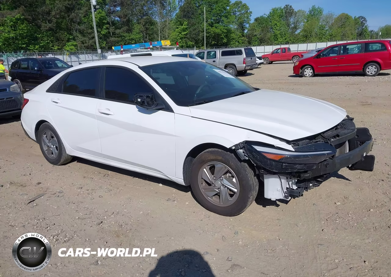 2024 Hyundai Elantra Se – zdjęcie 1 z 17