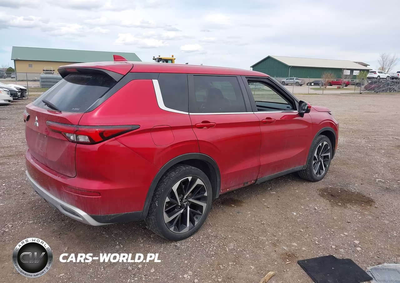 2022 Mitsubishi Outlander Black Edition S-Awc-Se 2.5 S-Awc-Se Launch Edition S-Awc VIN:JA4J4UA83NZ026724 - 4