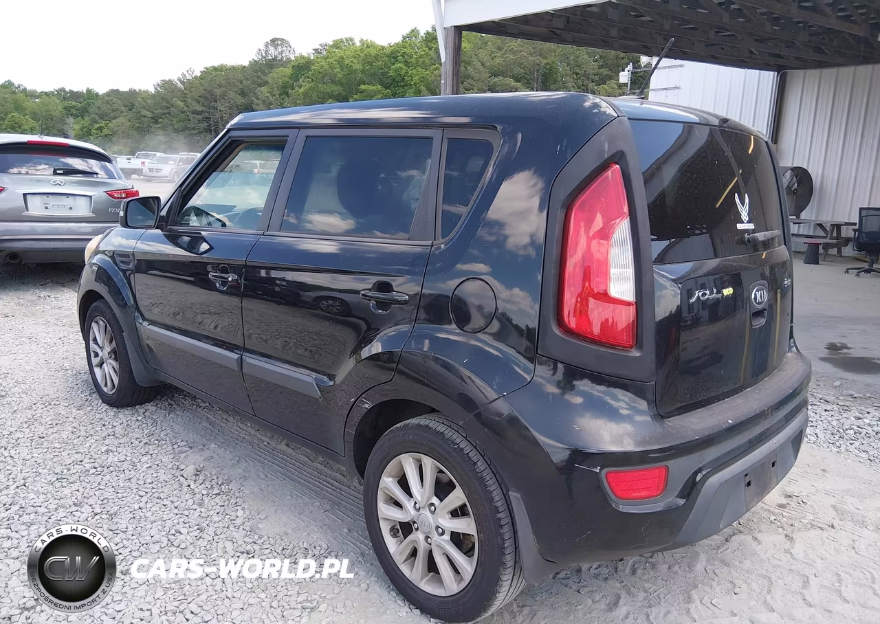 2013 Kia Soul + VIN:KNDJT2A60D7531240 - 3