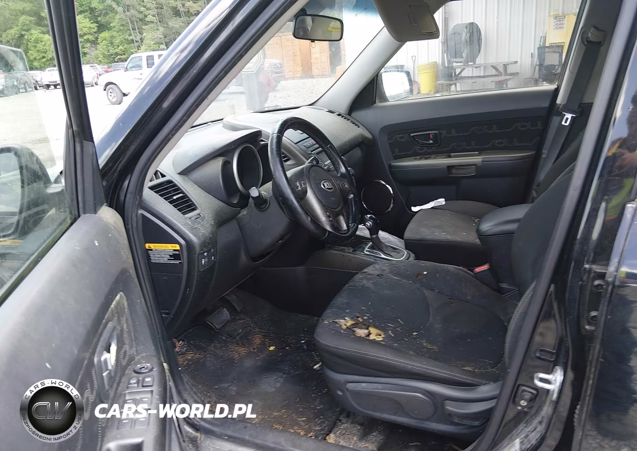 2013 Kia Soul + VIN:KNDJT2A60D7531240 - 5