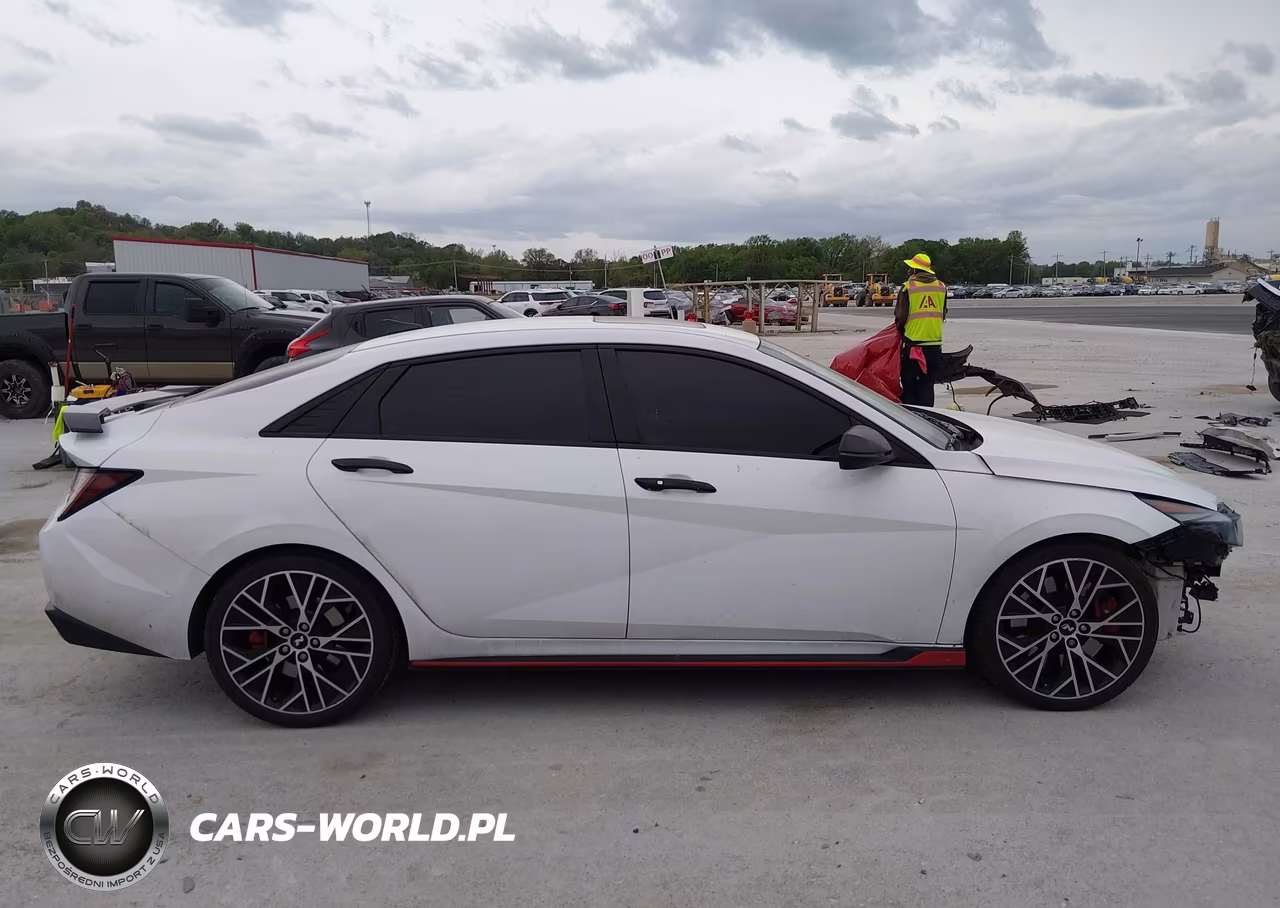 2023 Hyundai Elantra N VIN:KMHLW4AKXPU015820 - 14