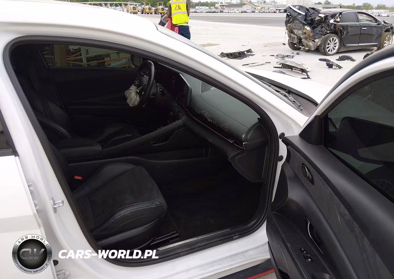 2023 Hyundai Elantra N VIN:KMHLW4AKXPU015820 - 5